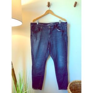 Universal Thread denim Stretch Skinny Jeans